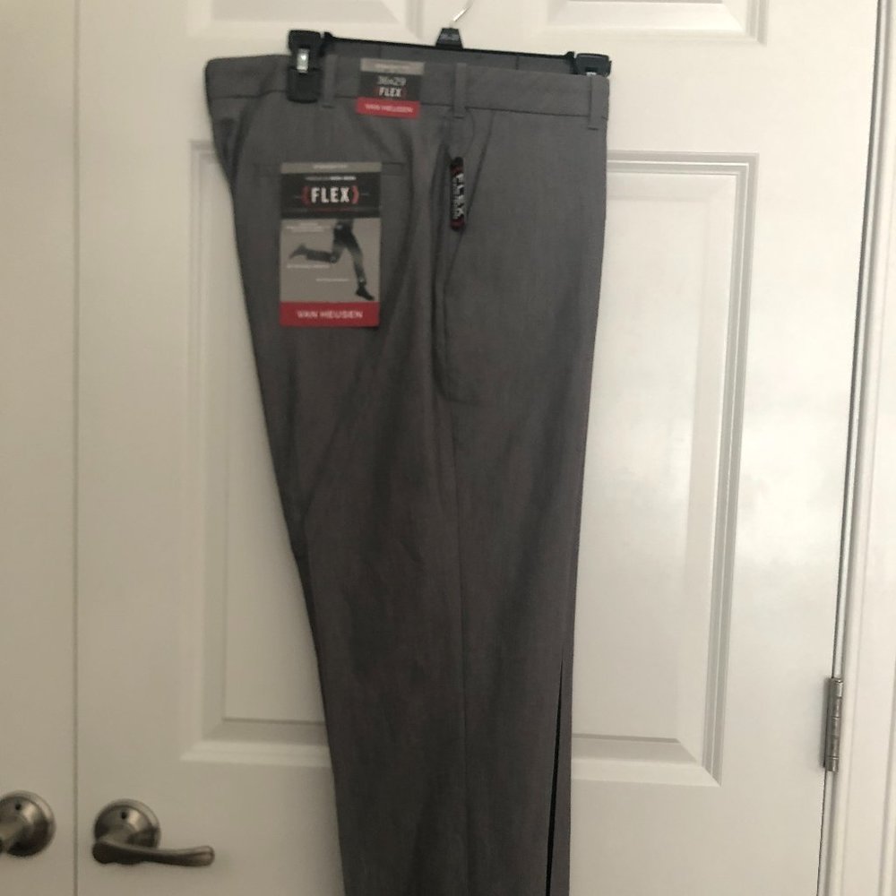 Van Heusen Flex Fit Flat Front Pant Silver/Grey 36x29